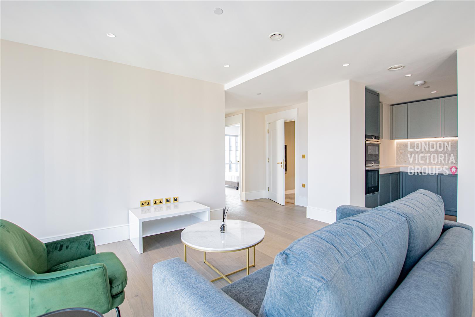 3 bed property in Cutter Lane, London